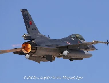 Τουρκικές παραβιάσεις από 20 συνολικά μαχητικά και ελικόπτερα